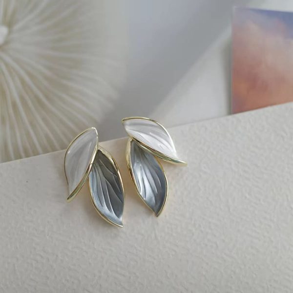 Grey leaf stud earrings for women, 2024 fashion jewelry